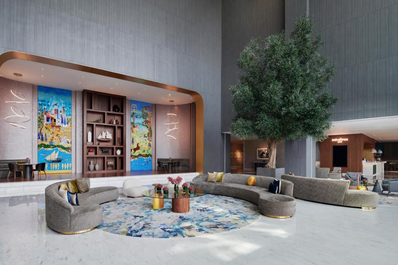 Movenpick Jumeirah Village Triangle ドバイ エクステリア 写真 The lobby of the hotel
